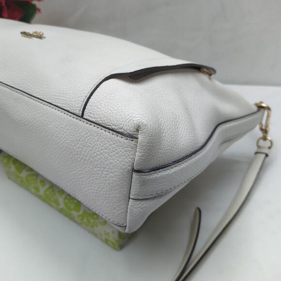 Coach Scout White Pebbled Leather Zipper Pockets Hobo Crossbody Bag - Picture 8 of 16
